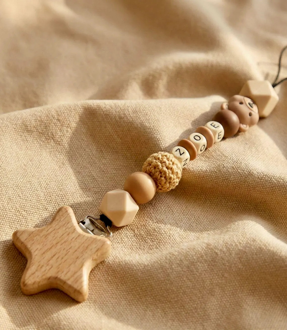 Personalisierte Schnullerkette mit Namen - Handgefertigt für Babys