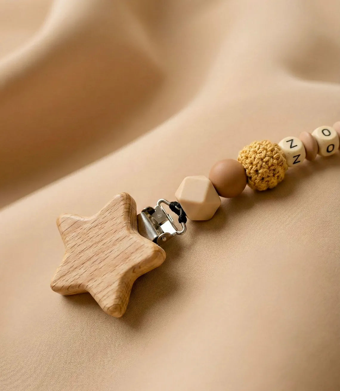 Personalisierte Schnullerkette mit Namen - Handgefertigt für Babys