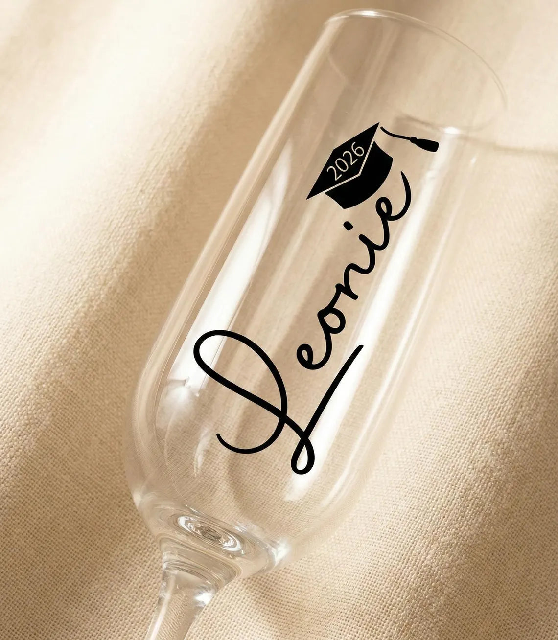 Personalisiertes Sektglas zum Abschluss mit Name & Jahr