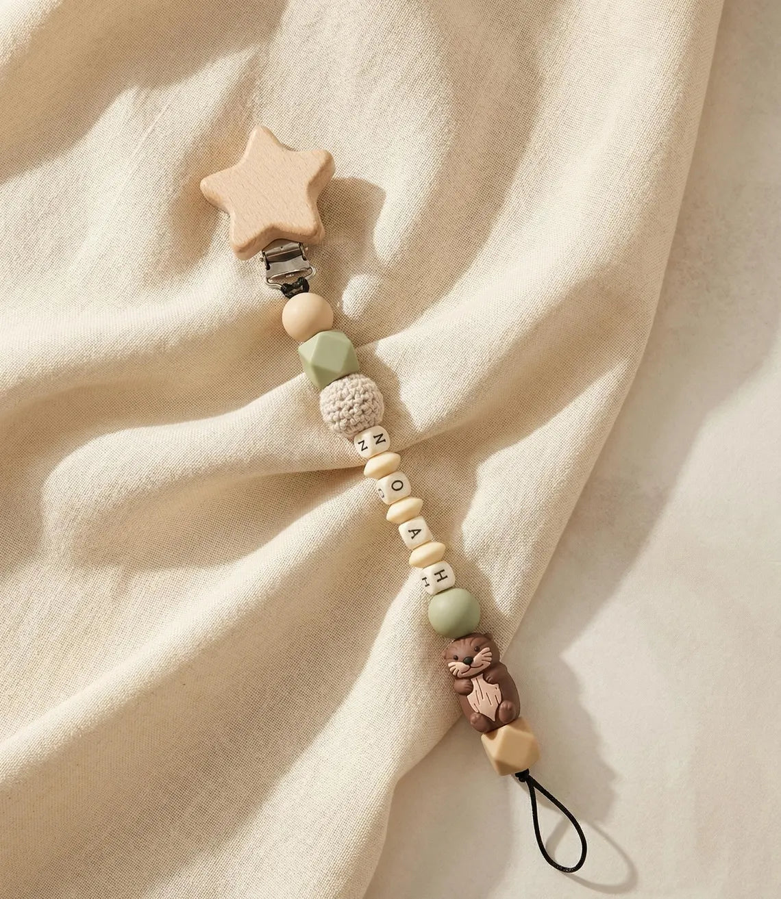 Personalisierte Schnullerkette mit Namen - Handgefertigt für Babys