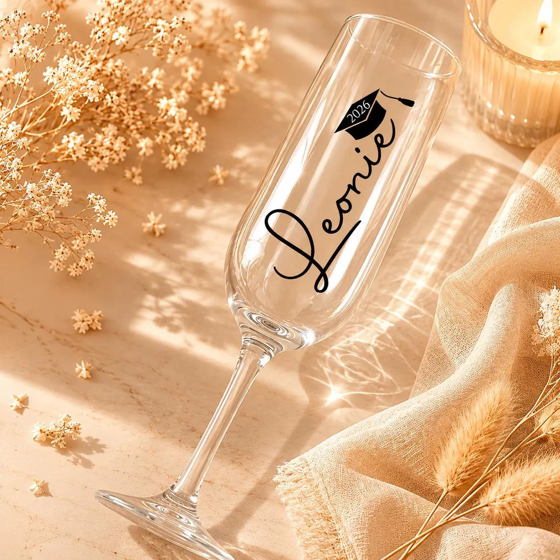 Personalisiertes Sektglas zum Abschluss mit Name & Jahr