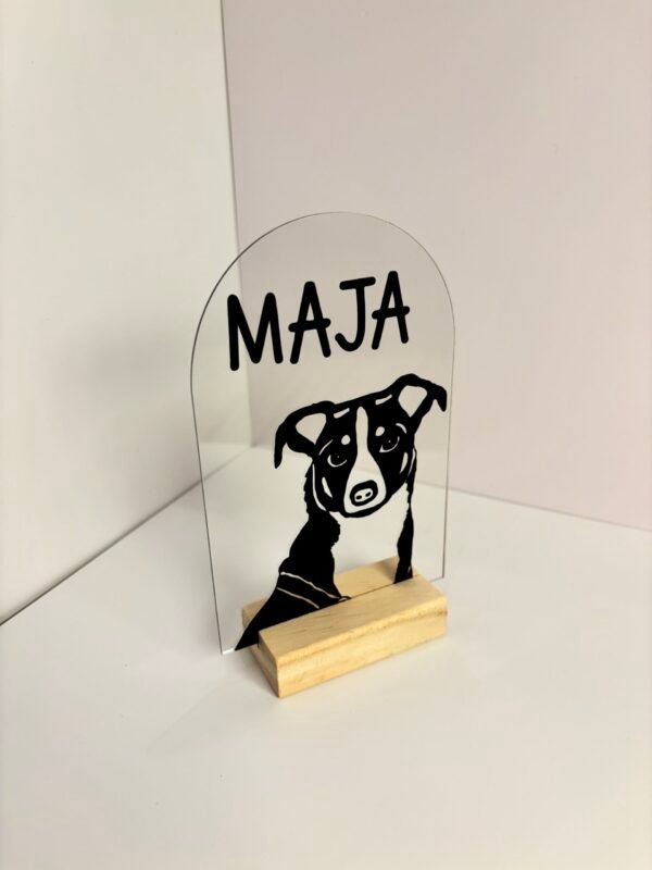Personalisiertes Hundeportrait aus Acryl – Hund Silhouette mit Name