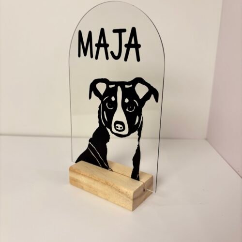 Personalisiertes Hundeportrait aus Acryl – Hund Silhouette mit Name