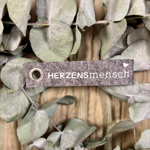 Schlüsselanhänger aus Filz mit Spruch & Symbol