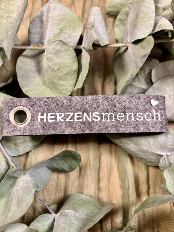 Schlüsselanhänger aus Filz mit Spruch & Symbol