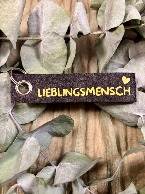 Schlüsselanhänger aus Filz mit Spruch & Symbol
