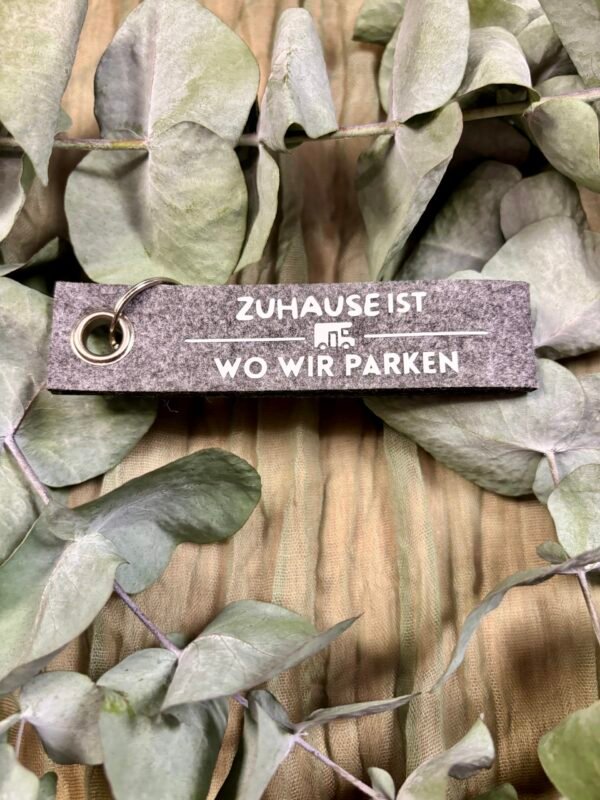 Schlüsselanhänger aus Filz mit Spruch & Symbol