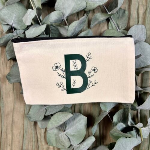 Personalisierte Kosmetiktasche mit Initiale & Blumenmotiv - Schminktasche aus Baumwolle