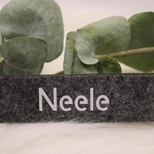 Personalisierter Filz-Schlüsselanhänger mit Wunschtext & Symbol – Geschenk für Familie, Freunde, Kinder - Handgemacht in Deutschland