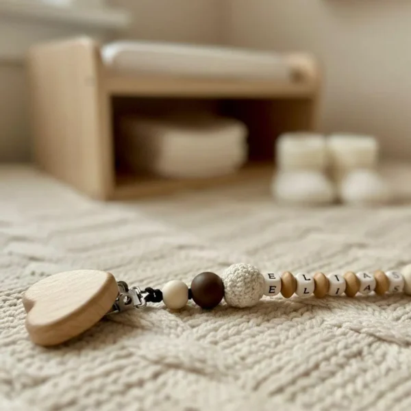 Personalisierte Schnullerkette mit Namen – Elefant oder Otter – Handgemacht - Babygeschenk Geburt & Taufe