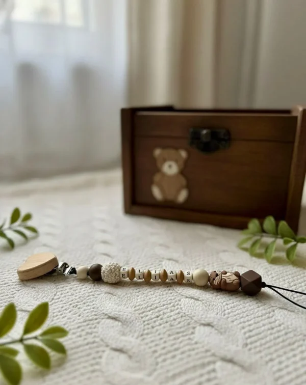 Personalisierte Schnullerkette mit Namen – Elefant oder Otter – Handgemacht - Babygeschenk Geburt & Taufe