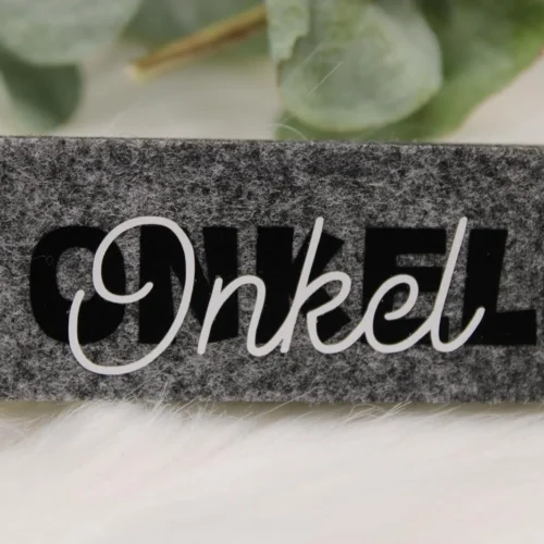 Personalisierter Filz-Schlüsselanhänger mit Wunschtext & Symbol – Geschenk für Familie, Freunde, Kinder - Handgemacht Deutschland