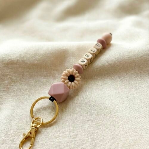 Personalisierter Schlüsselanhänger mit Namen - Silikon & Holz - Geschenk für Mama, Papa, Erzieherin, Kita, Familie